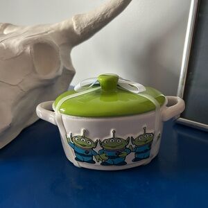 Rae Dunn Disney Pixar Toy Story Alien Prepare to Be Chosen Mini Baker with Lid